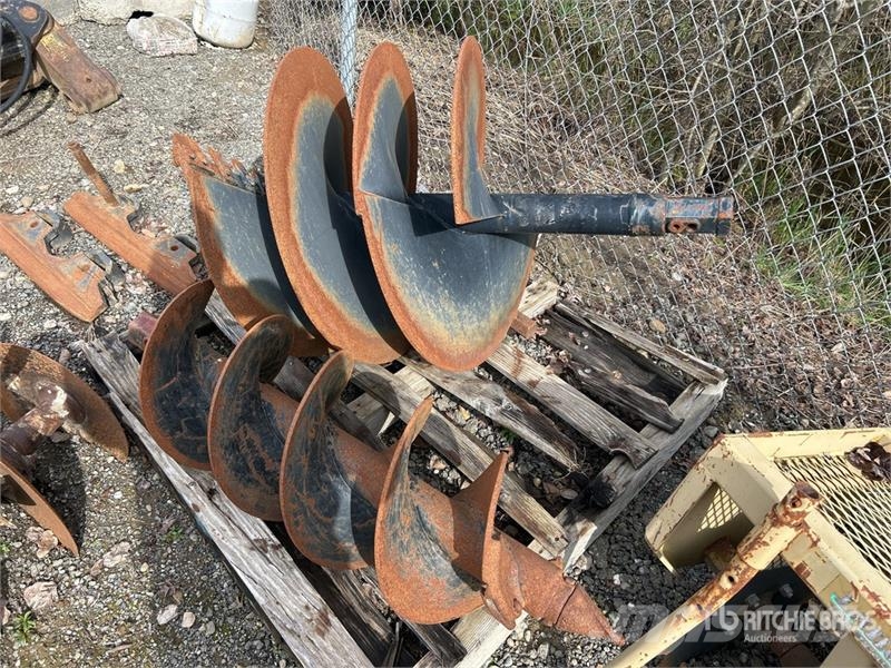  Quantity of (2) (1) 32 In., (1) 16 In. Auger Bit Коммерческий транспорт - Другие