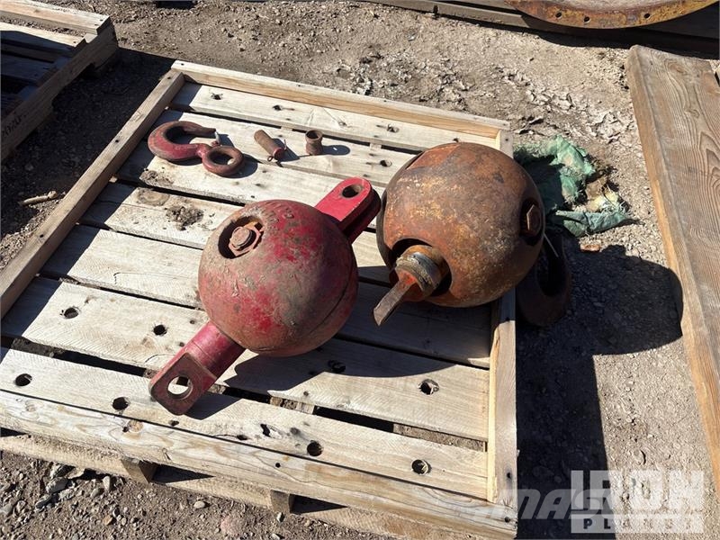  Quantity of (2) 10 ton Overhaul Ball Delovi i oprema za kran