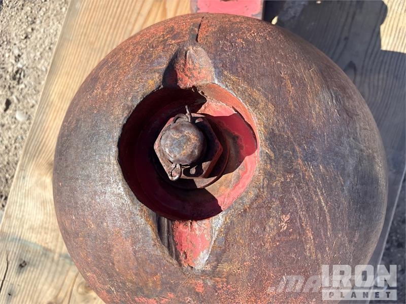  Quantity of (2) 12 ton Overhaul Ball Delovi i oprema za kran