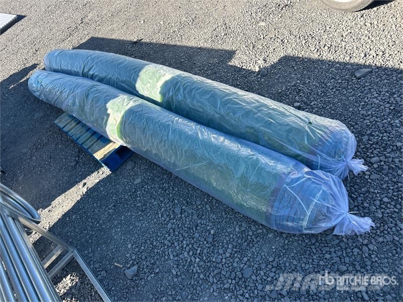  Quantity of (2) 13.2 ft x 49.2 ft Artificial Grass 농기계 - 기타
