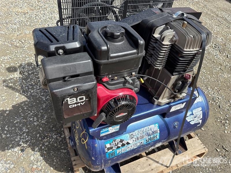  Quantity of (2) 13.5 cfm 30 gal Air Compressor مكابس