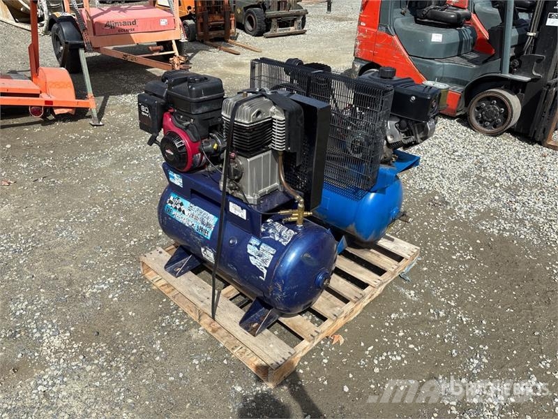  Quantity of (2) 13.5 cfm 30 gal Air Compressor مكابس