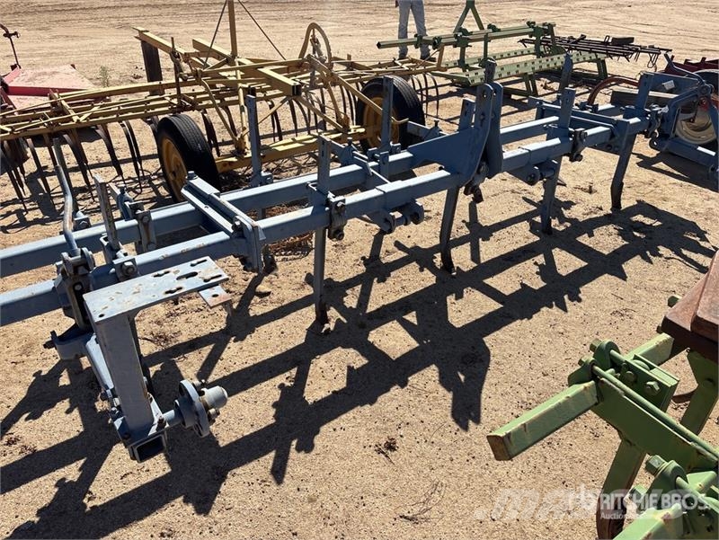  Quantity of (2) 132 in Scarifier Sonstige Baumaschinen