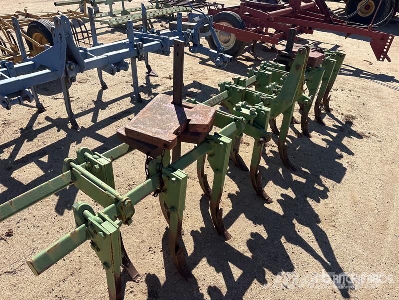  Quantity of (2) 132 in Scarifier Sonstige Baumaschinen