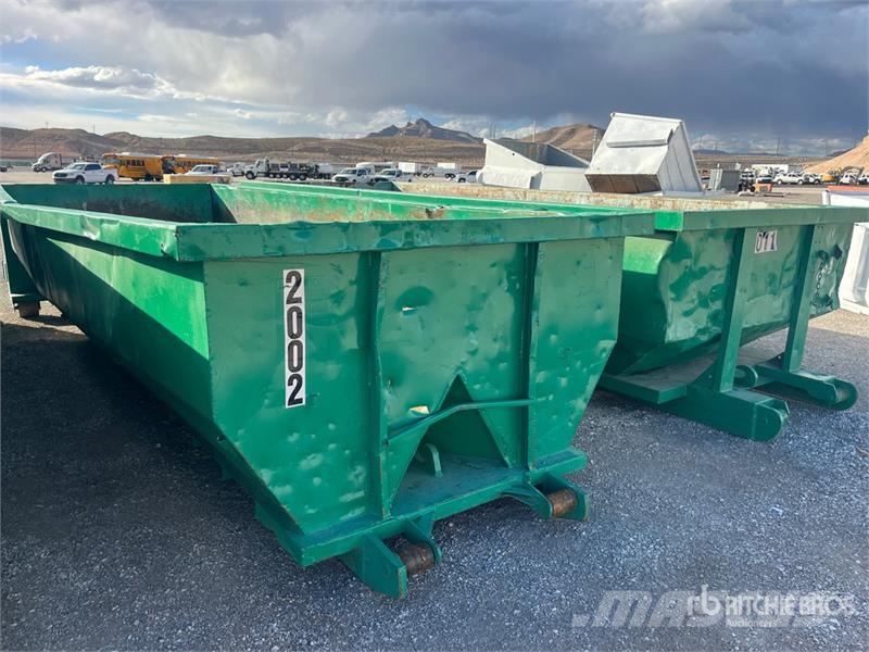 Quantity of (2) 20 ft 20 yard Roll-Off Container Īpaši konteineri