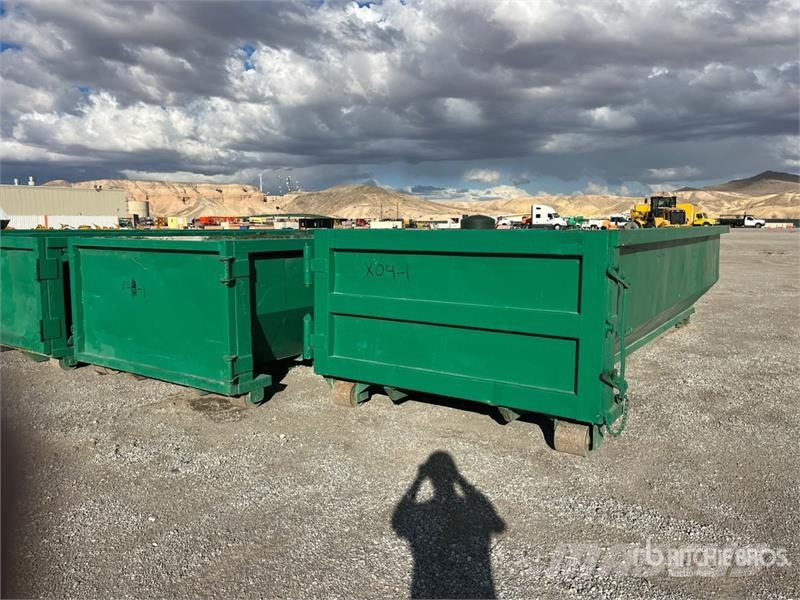 Quantity of (2) 20 ft 20 yard Roll-Off Container Īpaši konteineri