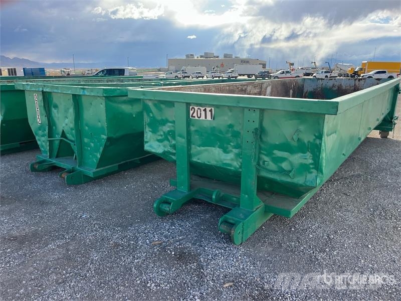 Quantity of (2) 20 ft 20 yard Roll-Off Container Īpaši konteineri