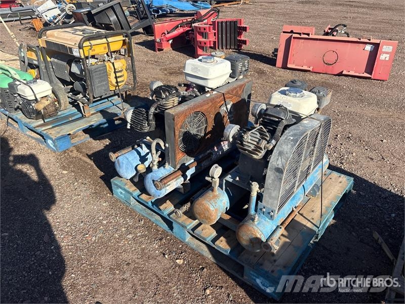 Quantity of (2) Air Compressor Kompressoren