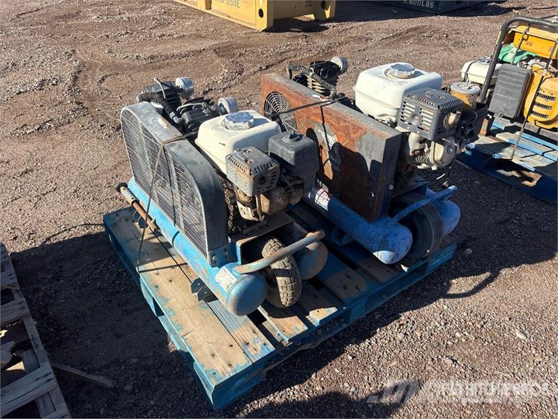 Quantity of (2) Air Compressor Kompressoren