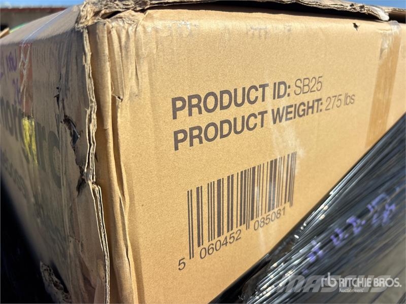 Quantity of (2) Armorgard SB25 Job Site Box (Unuse Outros componentes