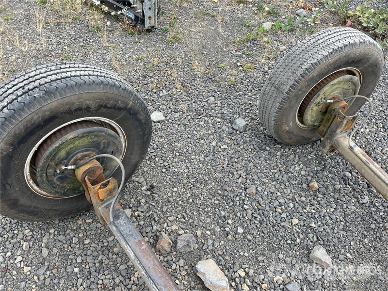 Quantity of (2) Axle 轴