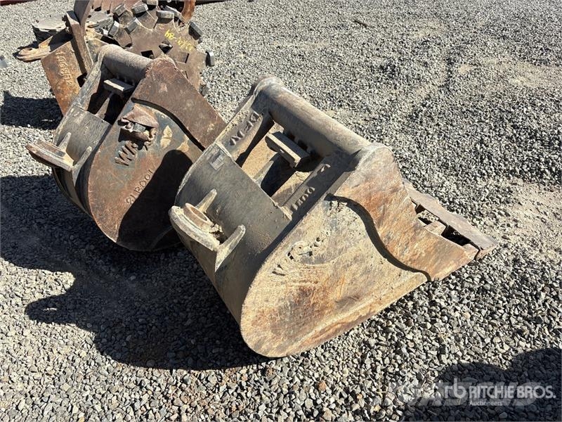 Quantity of (2) Backhoe Bucket Žlice