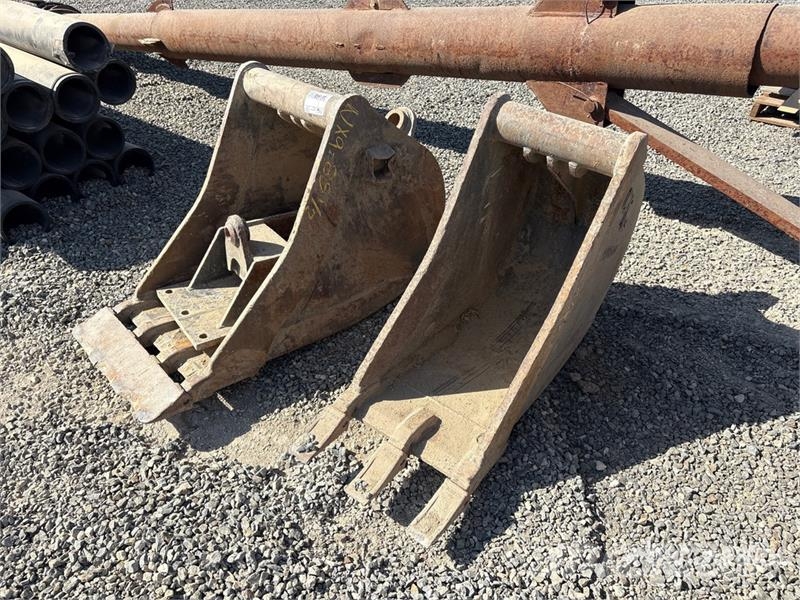 Quantity of (2) Backhoe Bucket Žlice