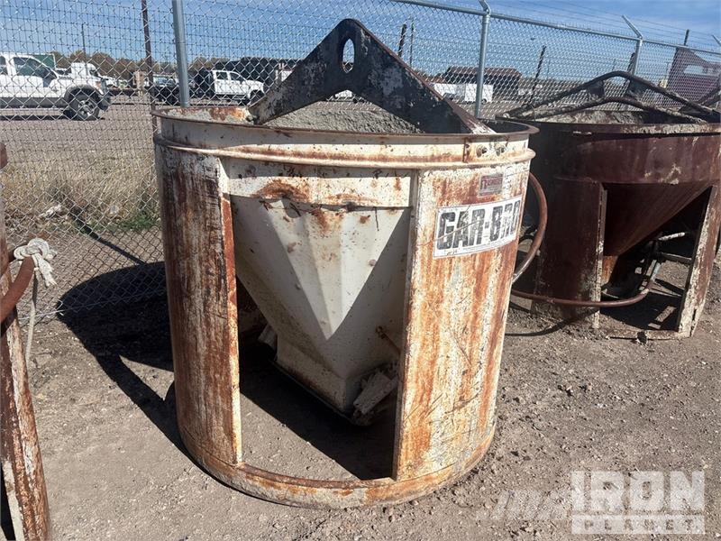  Quantity of (2) Car-Bro equipment Concrete Bucket Zubehör