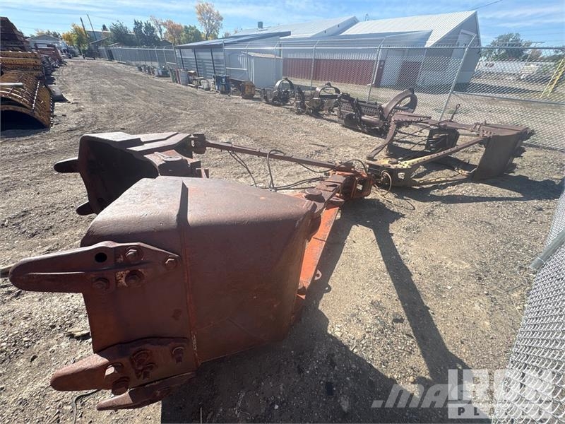 Quantity of (2) Clamshell Digging Buckets Запчастини для кранів