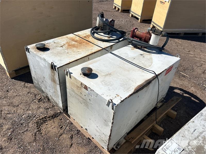 Quantity of (2) CW 2 Fuel Cell Andere Zubehörteile