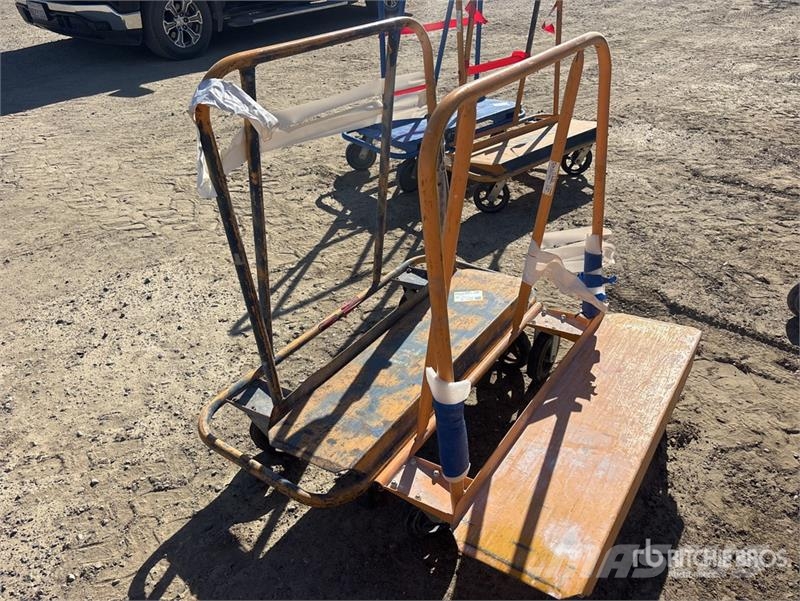 Quantity of (2) Drywall Carts Hejsespil, hejseværk og materialelifte