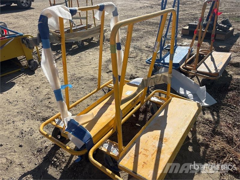 Quantity of (2) Drywall Carts Hejsespil, hejseværk og materialelifte