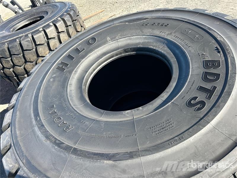 Quantity of (2) HILO BDTS 29.5x25 E4 Tires (Unused Tyres, wheels and rims