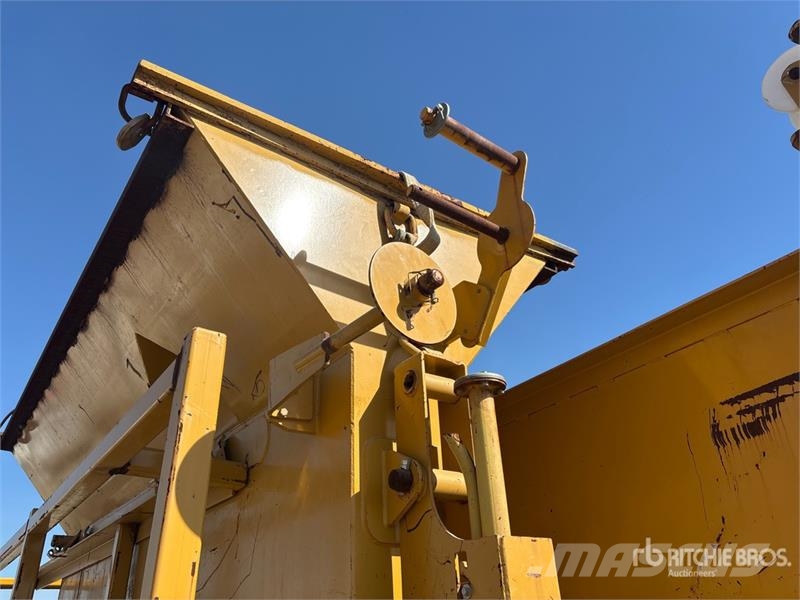 Quantity of (2) Hydramaxx 2520 Cable Laydown Boxes Outros Florestal