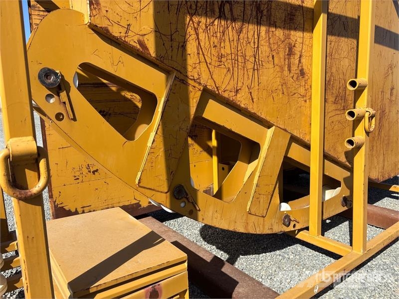 Quantity of (2) Hydramaxx 2520 Cable Laydown Boxes Outros Florestal