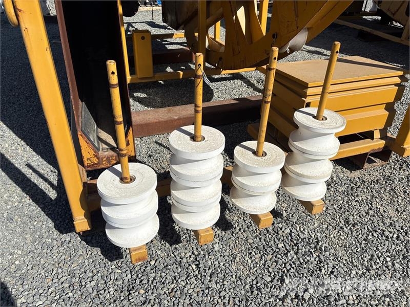 Quantity of (2) Hydramaxx 2520 Cable Laydown Boxes Outros Florestal
