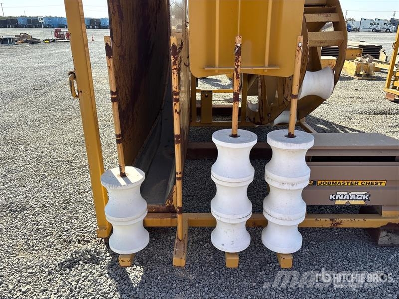 Quantity of (2) Hydramaxx 2520 Cable Laydown Boxes Outros Florestal
