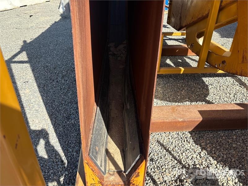 Quantity of (2) Hydramaxx 2520 Cable Laydown Boxes Outros Florestal