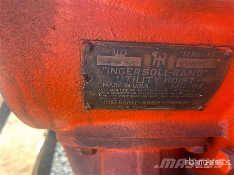 Quantity of (2) Ingersoll-Rand Pneumatic Winch Seilwinden, Bauaufzüge und Lastenaufzüge