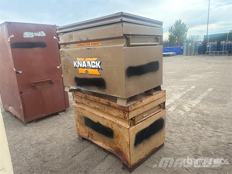 Quantity of (2) Job Site Box Drugi deli