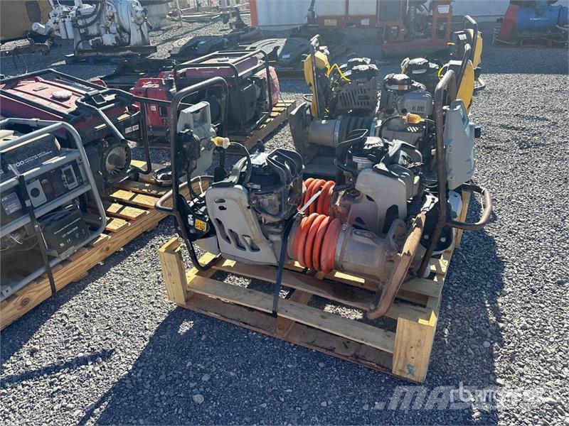 Quantity of (2) Jumping Jack Tamper Täryvasarat