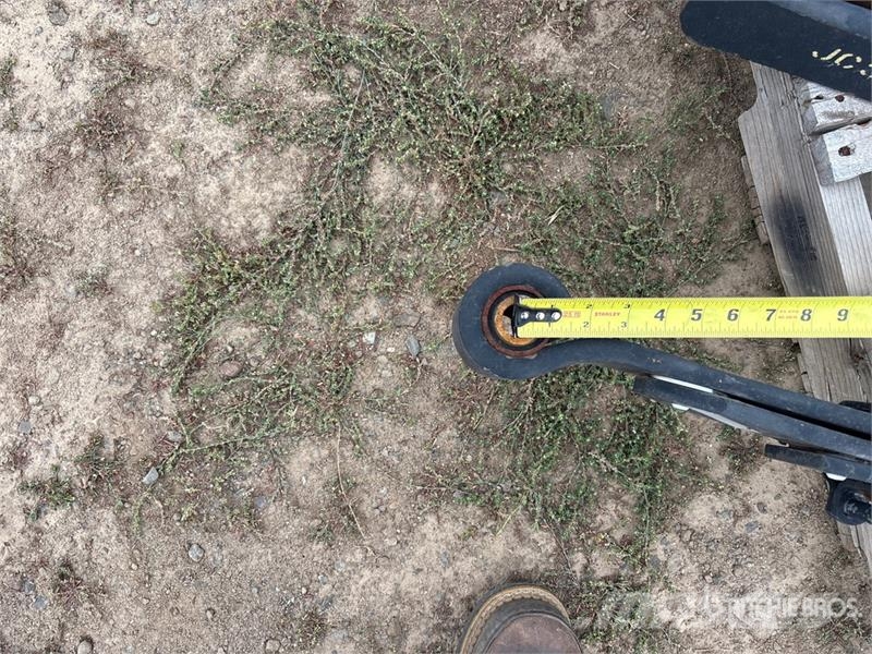  Quantity of (2) Leaf Springs Коммерческий транспорт - Другие