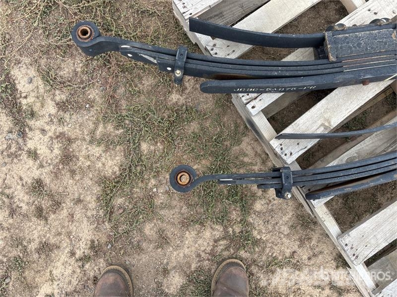  Quantity of (2) Leaf Springs Коммерческий транспорт - Другие
