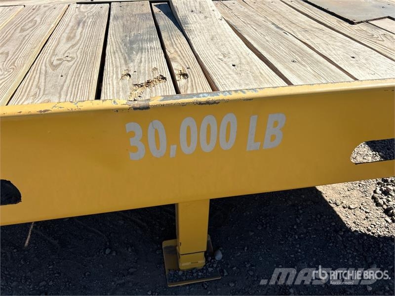 Quantity of (2) Loading Ramps Andere Zubehörteile