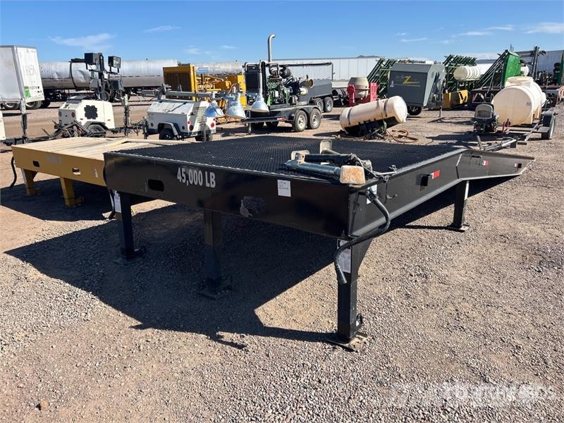 Quantity of (2) Loading Ramps Andere Zubehörteile