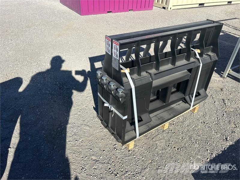 Quantity of (2) LYALS ALSF48 Skid Steer Forks (Un Garfos