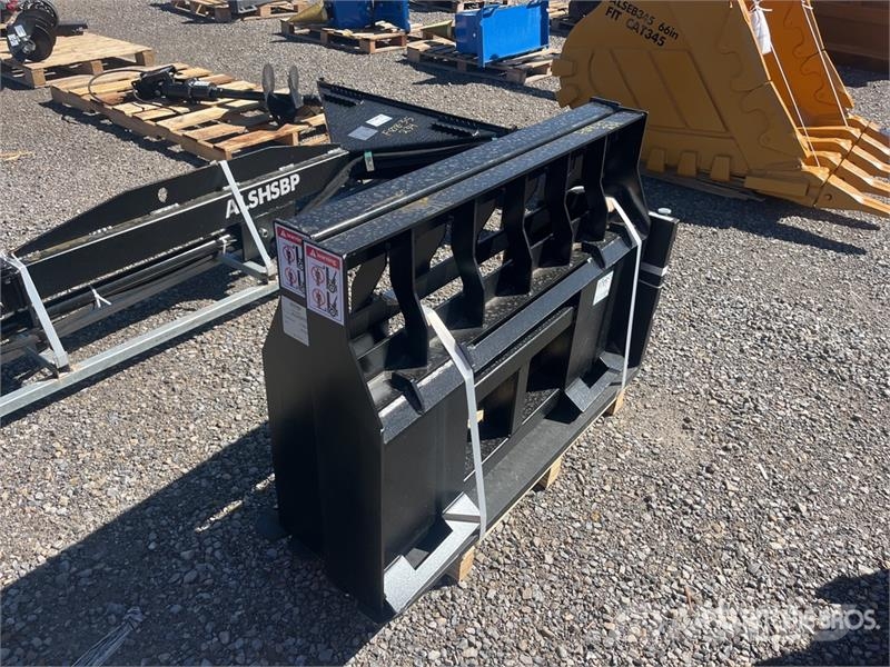  Quantity of (2)  LYALS ALSF48 48 in Skid Steer For Çatallar