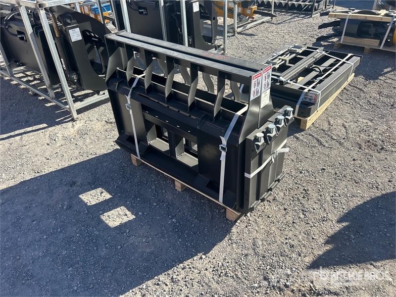 Quantity of (2) LYALS ALSF48 Skid Steer Forks (Un Garfos