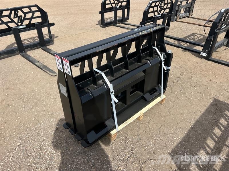  Quantity of (2)  LYALS ALSF48 48 in Skid Steer For フォーク