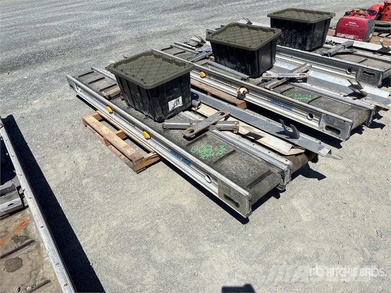  Quantity of (2) MiniVeyor Conveyor Строителство - Други