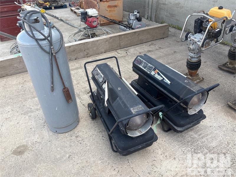 Quantity of (2) Mr. Heater 175000 BTU Space Heater Equipamento de aquecimento e descongelamento