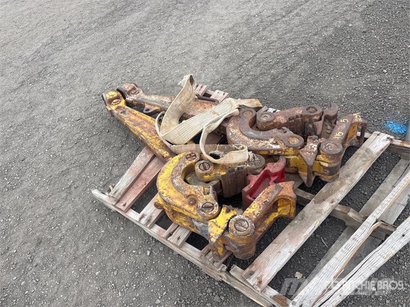  Quantity of (2) Oilfield Tongs Equipamento de processamento