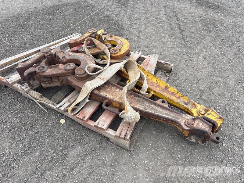  Quantity of (2) Oilfield Tongs Equipamento de processamento