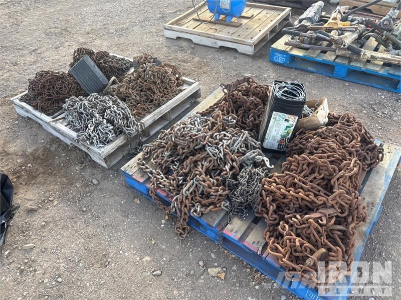 Quantity of (2) Pallets of Wheel chains Outros componentes