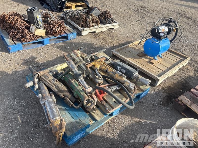 Quantity of (2) Pallets of Pneumatic jackhammers, Outros componentes