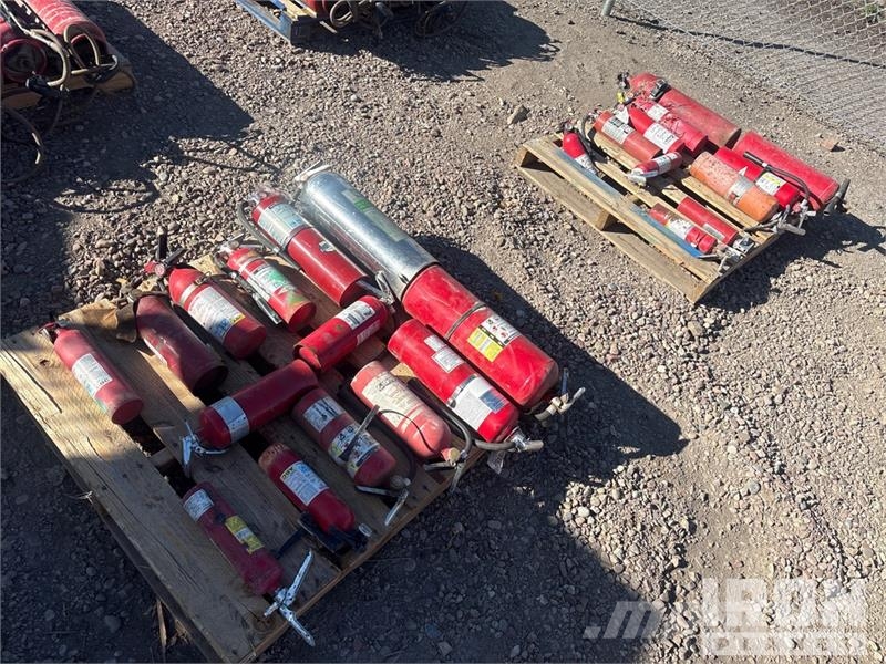 Quantity of (2) Pallets of Fire Extinguisher Outros componentes