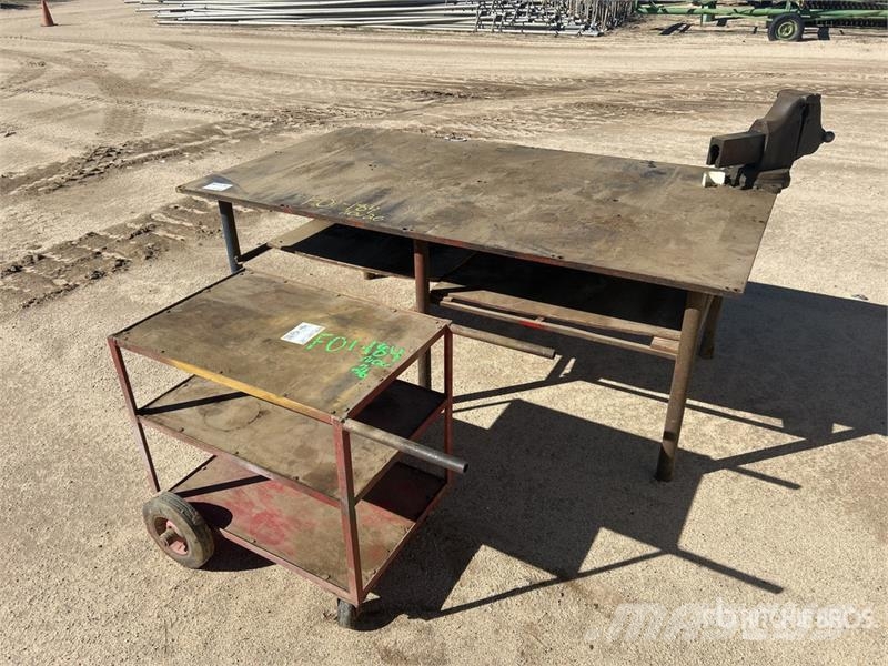 Quantity of (2) Shop Table Gradbeništvo - drugo