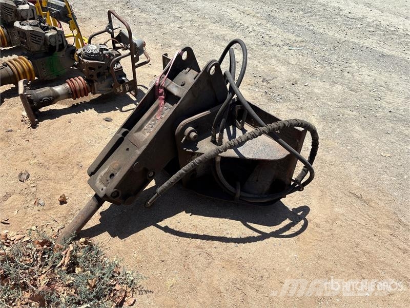 Quantity of (2) Skid Steer Breaker Hydraulik / Trykluft hammere