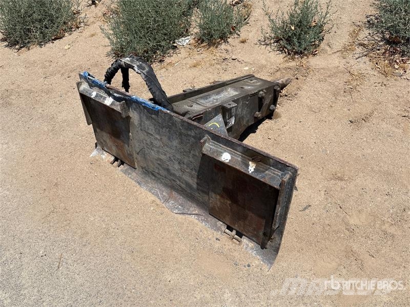 Quantity of (2) Skid Steer Breaker Hydraulik / Trykluft hammere