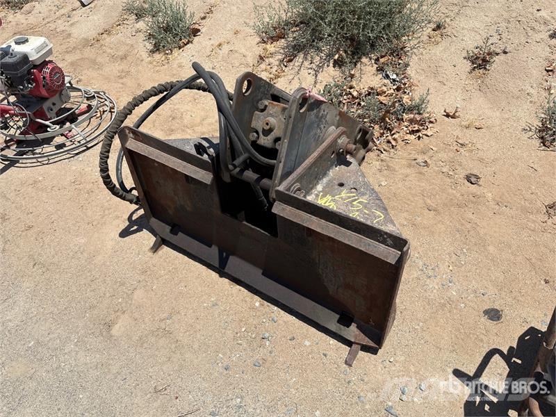 Quantity of (2) Skid Steer Breaker Hydraulik / Trykluft hammere